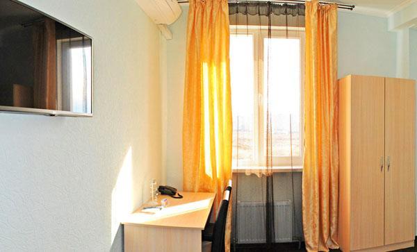 Komplex Apelsin Hotell Juzjne Exteriör bild